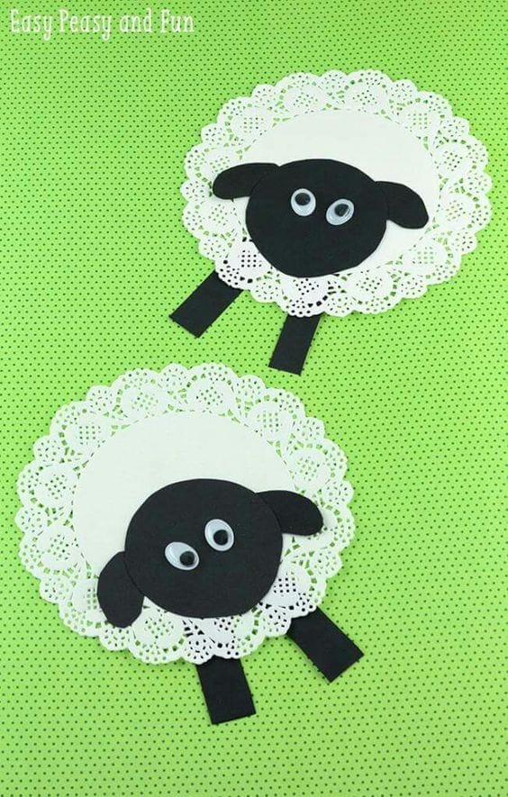 Doily Lamb Easter Craft - acraftylife.com