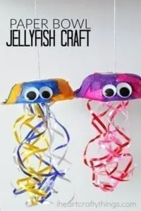 jellyfish craft - ocean kid craft - crafts for kids- kid crafts - acraftylife.com #preschool