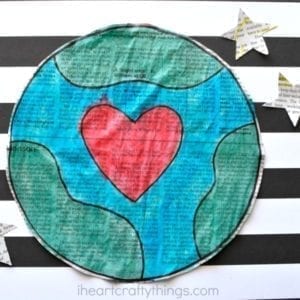 newspaper earth Earth Kid Craft - Earth craft for kids – recycle craft for kids - spring craft - acraftylife.com #preschool #craftsforkids #crafts #kidscraft