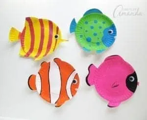 paper plate fish craft - ocean kid craft - crafts for kids- kid crafts - acraftylife.com #preschool