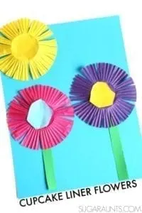 cupcake liner flower - flower kid crafts - acraftylife.com #preschool #craftsforkids #crafts #kidscraft