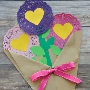 Doily Bouquet- mother's day craft - flower kid crafts - acraftylife.com #preschool #craftsforkids #crafts #kidscraft