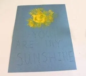 sunshine craft - mothers day craft- spring craft - crafts for kids- kid crafts - acraftylife.com #preschool #kidscraft #craftsforkids