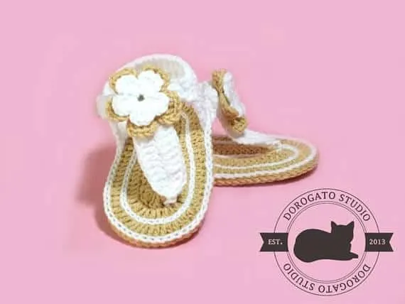 gladitor baby sandal - baby shoes crochet pattern - baby gift