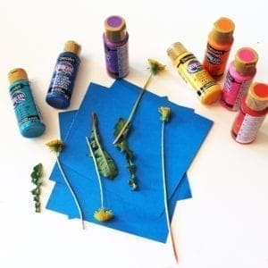 dandelion painting nature craft - crafts for kids- kid crafts - acraftylife.com #preschool #kidscraft #craftsforkids