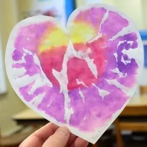 valentine heart shape kids crafts - crafts for kids- kid crafts - acraftylife.com #preschool