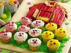  farm animals cupcake - farm kid crafts - crafts for kids- acraftylife.com #preschool #craftsforkids #kidscrafts