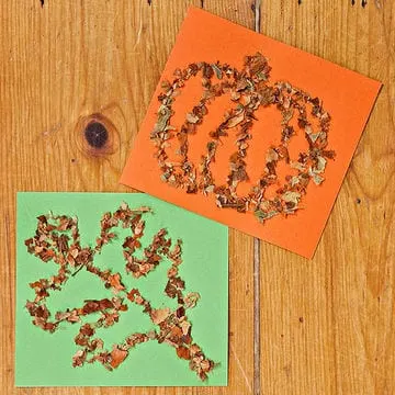 crushed leaf - autumn kid craft - fall kid crafts crafts for kids- acraftylife.com #preschool #craftsforkids #kidscrafts