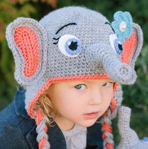 animal Crochet hat pattern - Make a winter hat - A Crafty Life #crochet #crochetpattern #crochethat