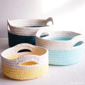 crochet basket pattern -A Crafty Life #crochet #crochetpattern #diy