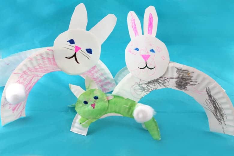 paper plate bunny craft- spring craft - Easter - acraftylife.com #craftforkids #preschool #kidscrafts #diy