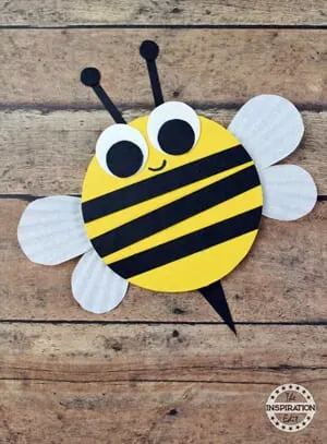 15 Bee Crafts for Kids – Fun and Easy - A Crafty Life