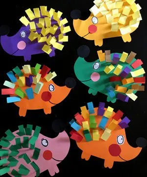 Hedgehog Crafts for kids- fall kid craft - letter H - woodland craft - hedgehog craft preschool - hibernation craft- acraftylife.com #kidscrafts #craftsforkids #preschool