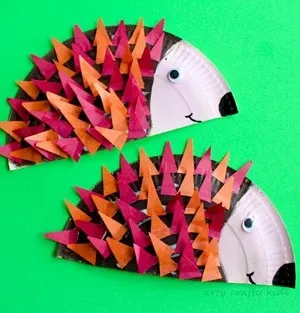 Hedgehog Crafts for kids- fall kid craft - letter H - woodland craft - hedgehog craft preschool - hibernation craft- acraftylife.com #kidscrafts #craftsforkids #preschool