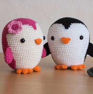 penguin crochet pattern - stuffed penguin toy -acraftylife.com #crochet #crochetpattern #amigurumi #diy