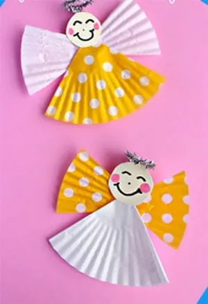 angel crafts for kids - christmas kid craft ideas - arts and crafts activities - acraftylife.com #kidscraft #craftsforkids #preschool