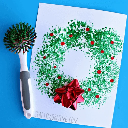 christmas wreath crafts for kids - christmas kid craft - arts and crafts activities - acraftylife.com #kidscraft #craftsforkids #preschool