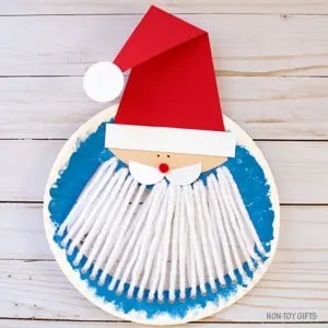 Santa Crafts for Kids - christmas kid craft - arts and crafts activities - acraftylife.com #kidscraft #craftsforkids #christmas #preschool