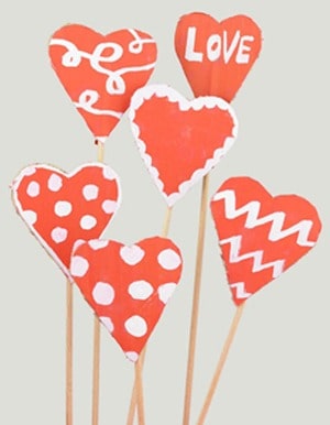 heart crafts for preschoolers- valentine's day crafts for kids- heart kid crafts - acraftylife.com #preschool #kidscraft #craftsforkids