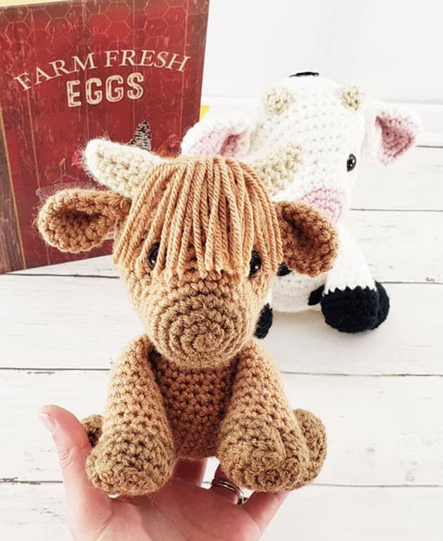 crochet cow pattern - amigurumi  - crochet animal pattern - acraftylife.com #crochet #crochetpattern #diy