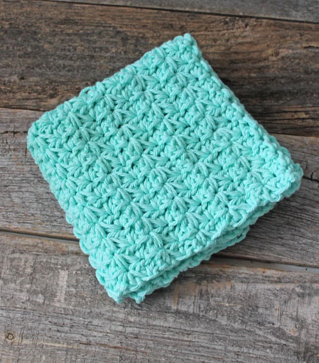 Easy Primrose & Proper Dishcloth {Free Crochet Pattern}