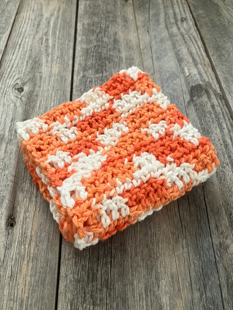 brick stitch crocheted washcloth