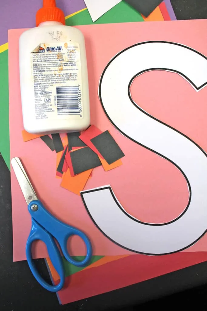 Try this fun letter S Snake craft for preschoolers. There is a letter S template printable.