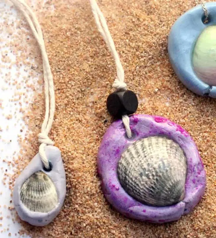 Try some of these fun shell crafts for kids. They are great for a beach theme or for using up the seashells you collected.