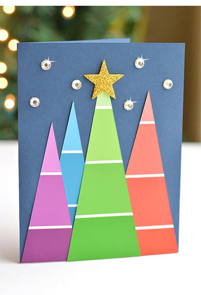 Try some of these fun DIY Ideas for Christmas card crafts for kids. Have fun making your own card this holiday season.