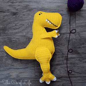 Make your own cute crochet dinosaur with this fun pattern.