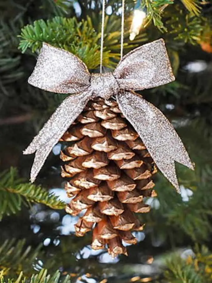 Make some fun Christmas crafts with pine cones.