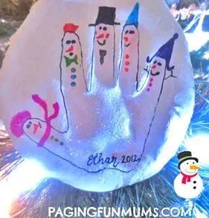 Christmas salt dough ornaments -acraftylife.com #kidscraft #craftsforkids #preschool