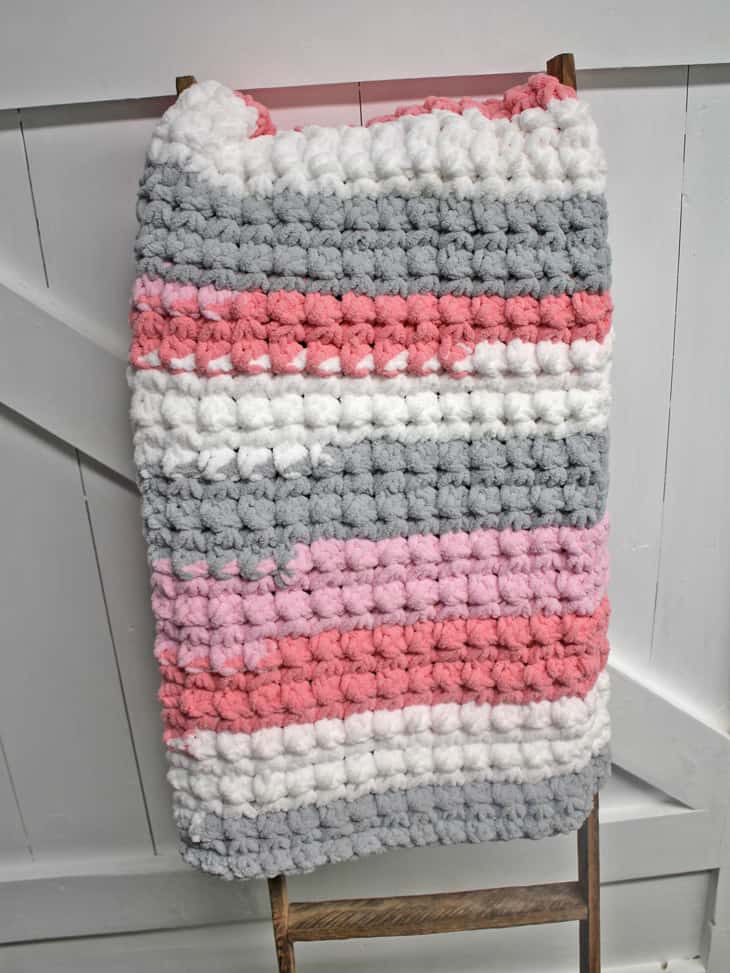 Try this pretty chunky baby blanket crochet pattern.