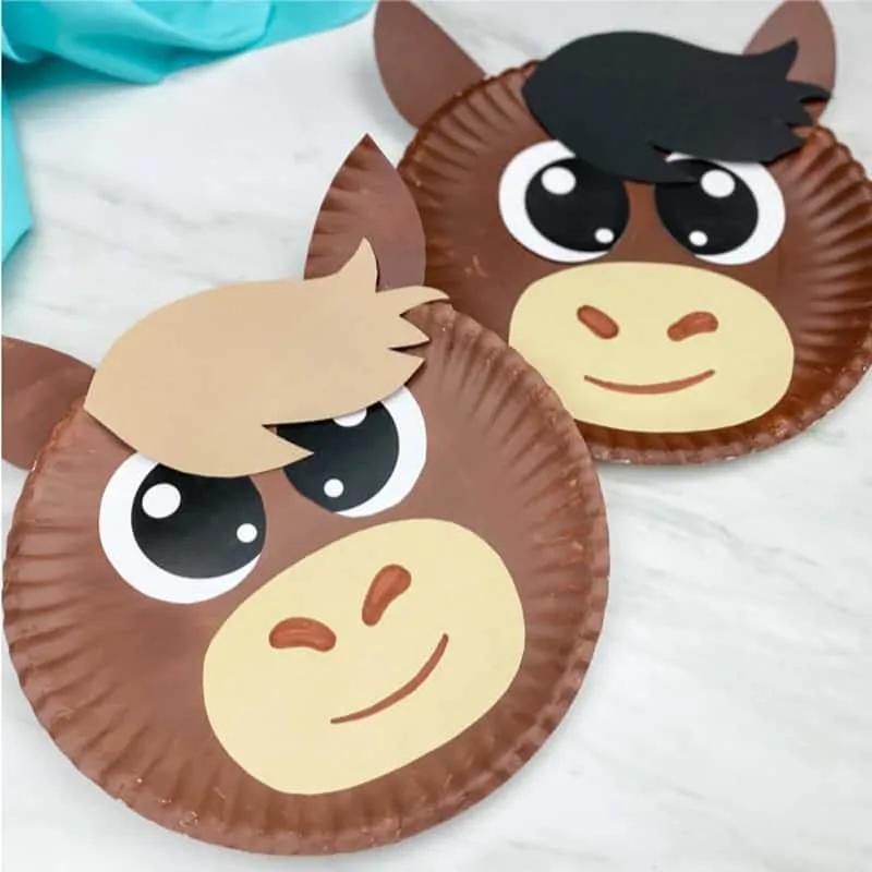 Make a cute horse craft for kids using paper plates.