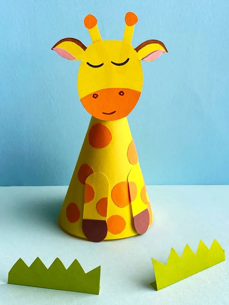 Make your own cute paper giraffe with this template.