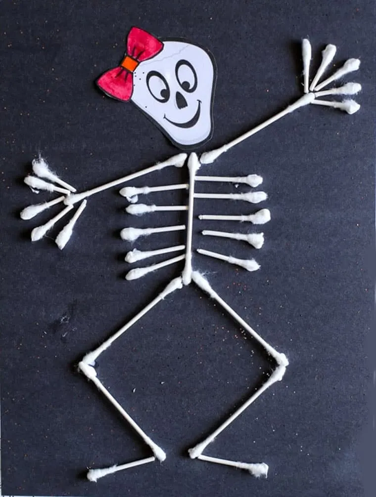 cotton swab skeleton craft