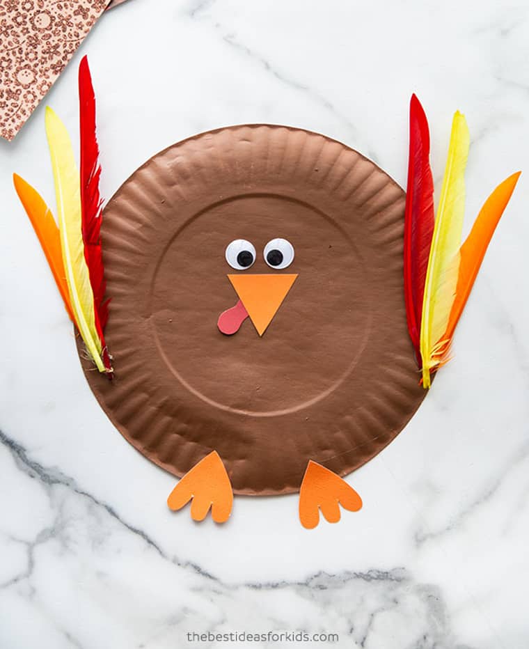 paper plate turkey with feathers