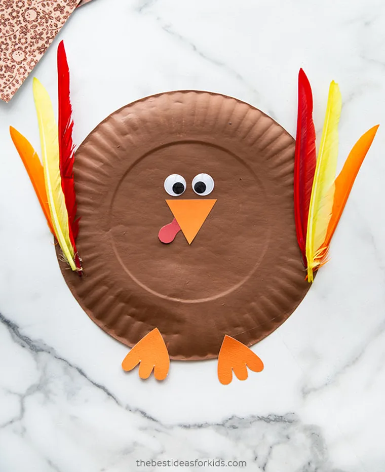 paper plate turkey with feathers